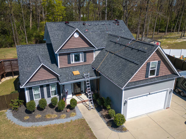 Best Roof Installation  in Newark, NY